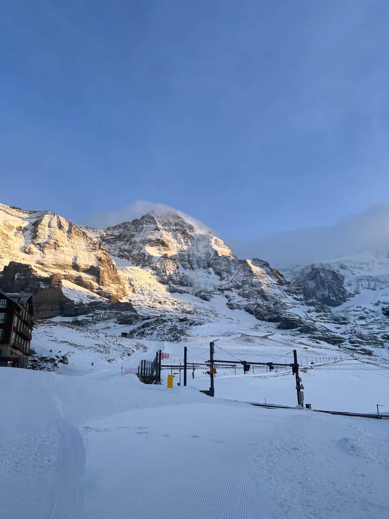 Kleine Scheidegg mit Blick auf Mönch und Jungfrau